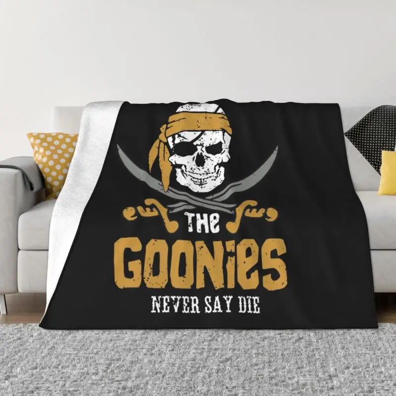 

Blade Skull The Goonies Blanket Warm Fleece Soft Flannel Never Say Die Throw Blankets for Bed Sofa Travel Autumn 1