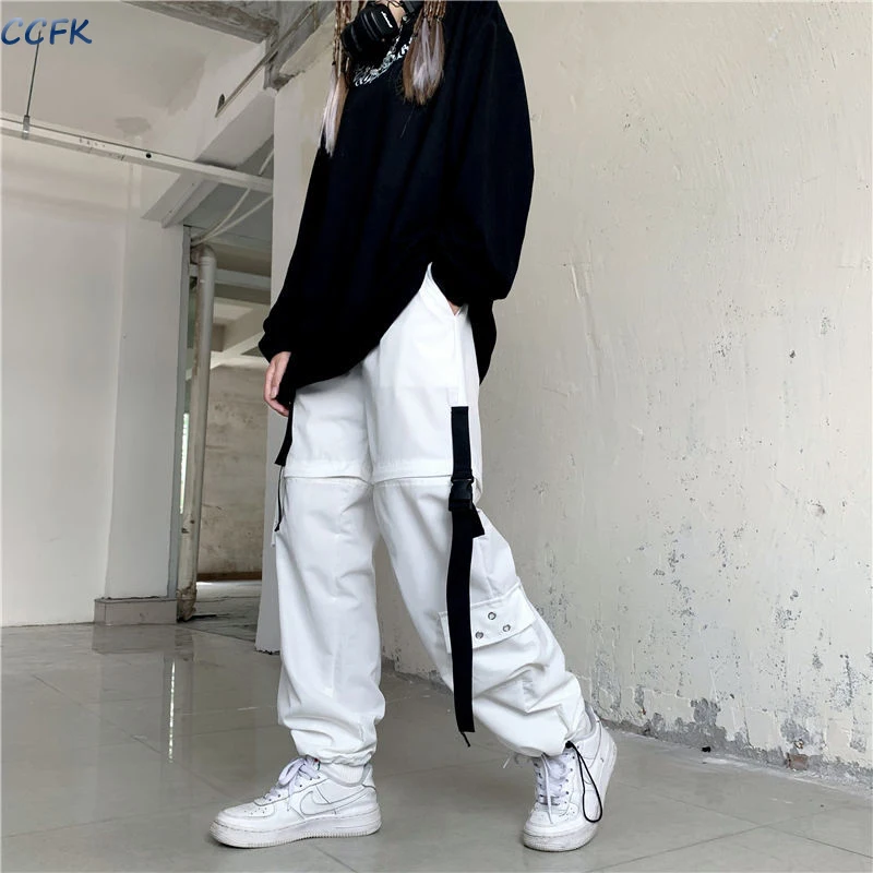 Tomboy Cargo Pants Outfit Woman Wearing Baggy Clothes