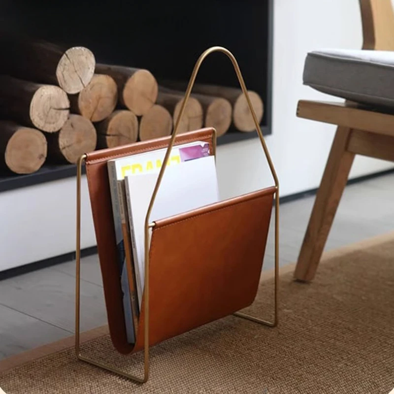 Iron Book Rack Small Storage Newspaper Holder Living Room American Style Magazine Stand Floor Organizer Bedside Home Decor FYMR