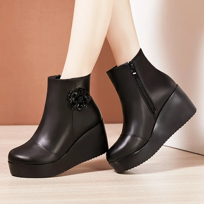 Fall/Winter 2023 Booties Round Toe Wedge Heel Large 32-43 Women's Boots Thick Soled Wedge Platform Martin Boots Mother Boots