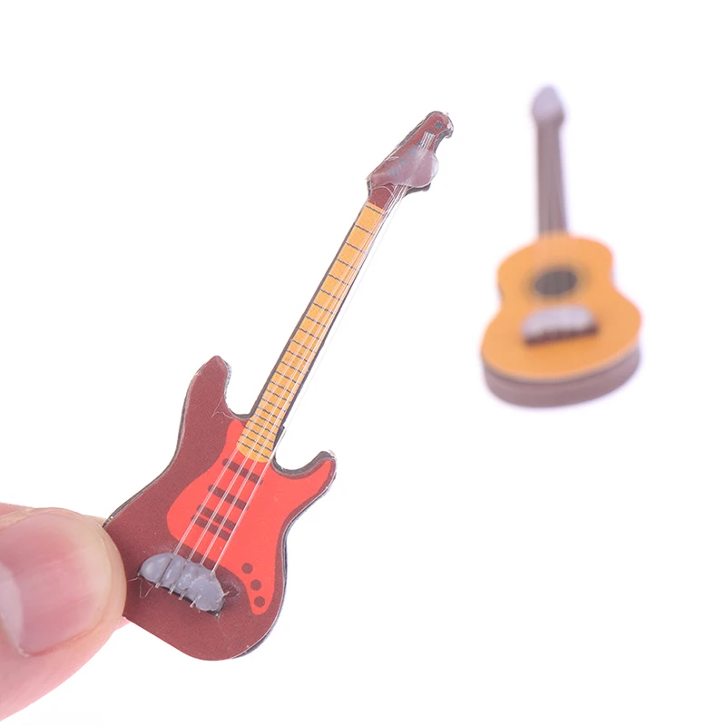 Guitare ukulélé miniature Décoration d'instrument de musique Miniatures de maison de poupée Décoration d'intérieur Cadeau pour elle - France
