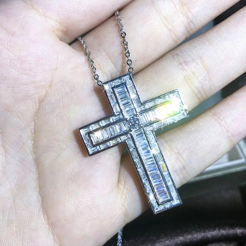 Necklace Men's and Women's Platinum Claw Set Crystal Zircon Cross Pendant Hip Hop Rock Fashion Jewelry