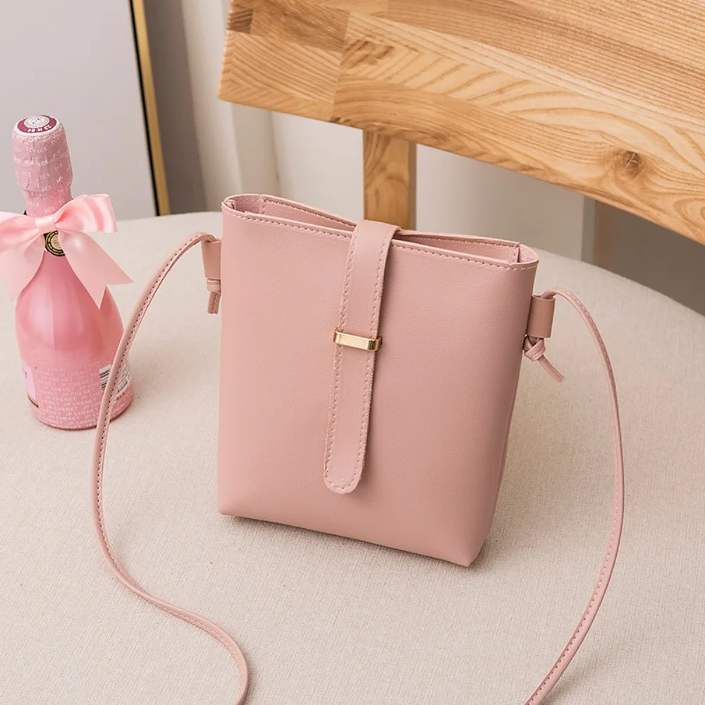 ตัวเลือกสินค้า กระเป๋าถือแฟชั่น PU กันน้ำ 10 สี ดีไซน์สวย