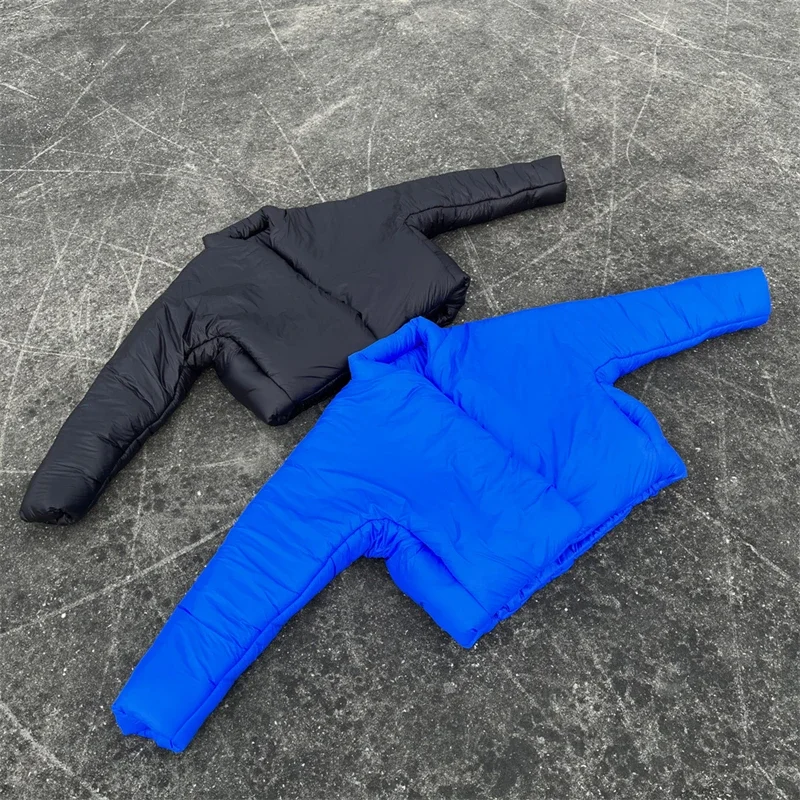 Рисунок 3 - Однотонная куртка YZY Kanye West Donda