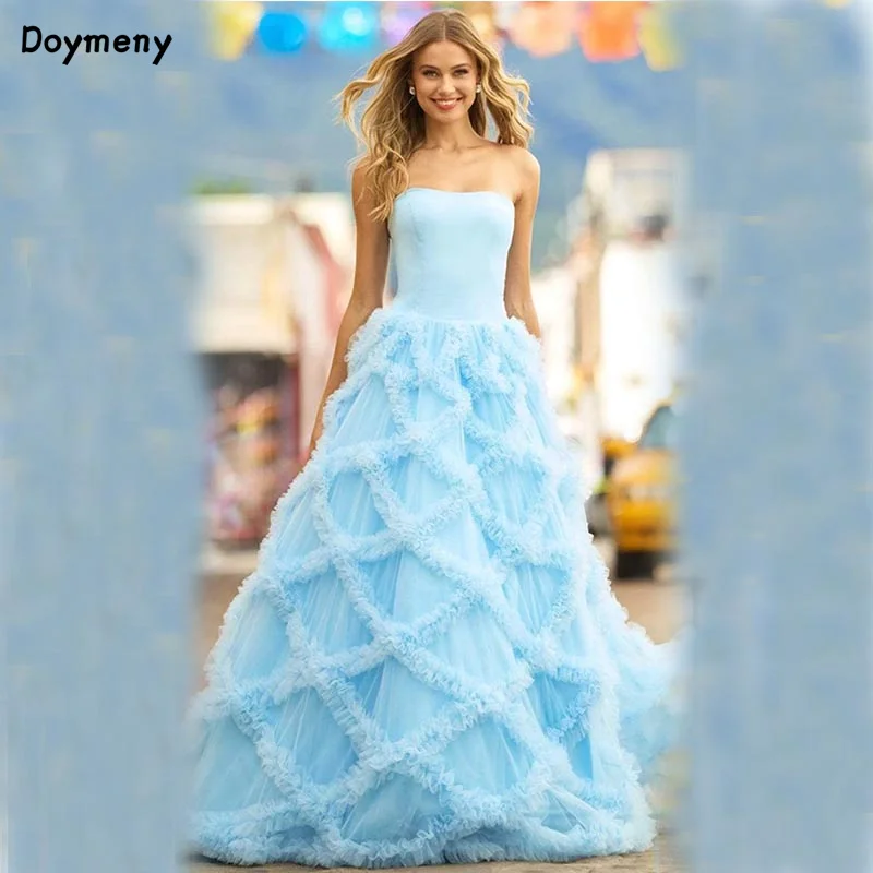 

Doymeny Ruffled Evening Dresses Strapless Sleeveless Floor Length Tulle A-line Prom Dresses vestidos de fiesta فساتين السهرة