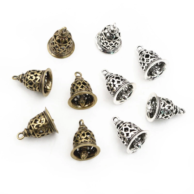 10pcs 15x12mm 골동품 청동 실버 도금 황동 소재 레트로 중공 벨 참 펜던트 목걸이 결과