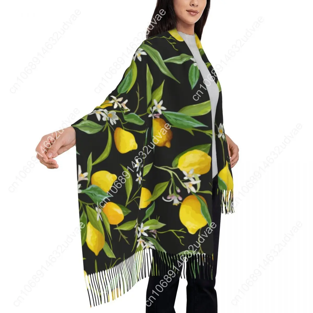 Рисунок 5 - Зимний женский шарф