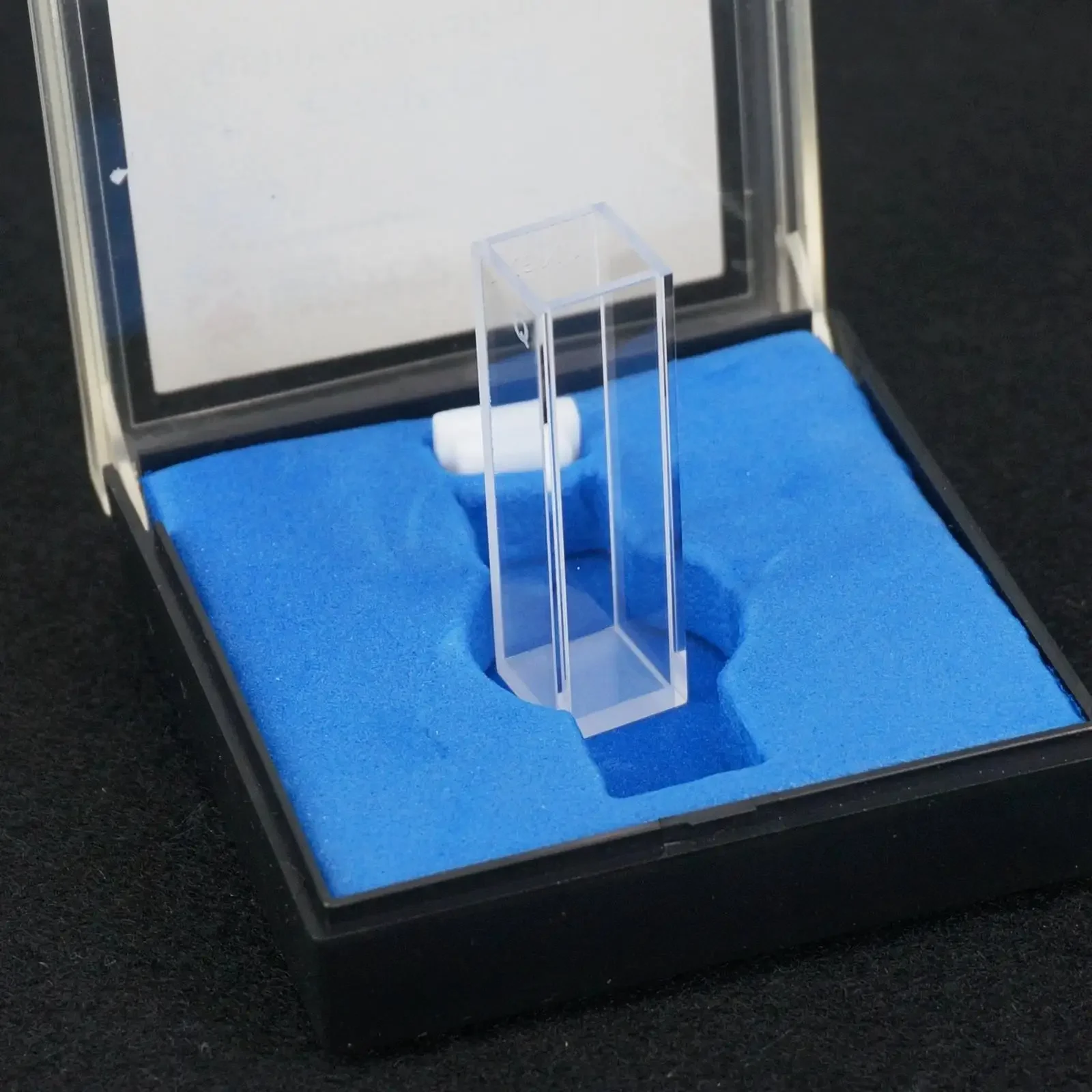 3.5ml 10mm Path JGS1 Quartz Cuvette Cell With Lid 4-faces Polish For Fluorescence Spectrometer Quartz Cuvette Cell