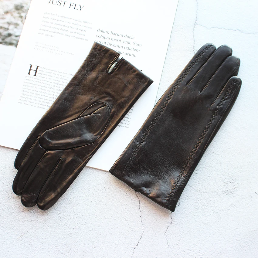 Women's Winter Thickened Sheepskin Gloves Lamb Fur Lining Leather Warm Fashion Motorcycle Riding Gloves Cold-Resistant Driving G