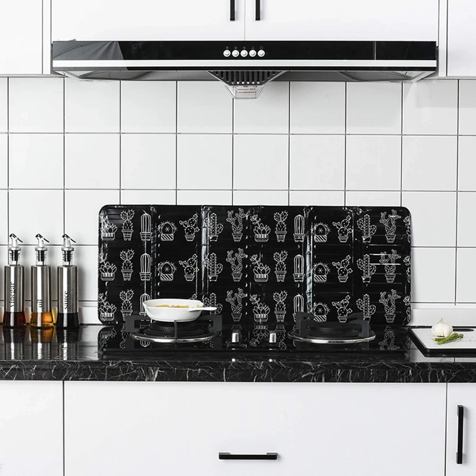 Kitchen Splatter Screen Kitchen Splash Guard Anti-Splashing Stove Oil Baffle Plate Foldable Kitchen Oil Proof Shield Aluminum Foil Cooking Baffle Splash Guard Board Stove