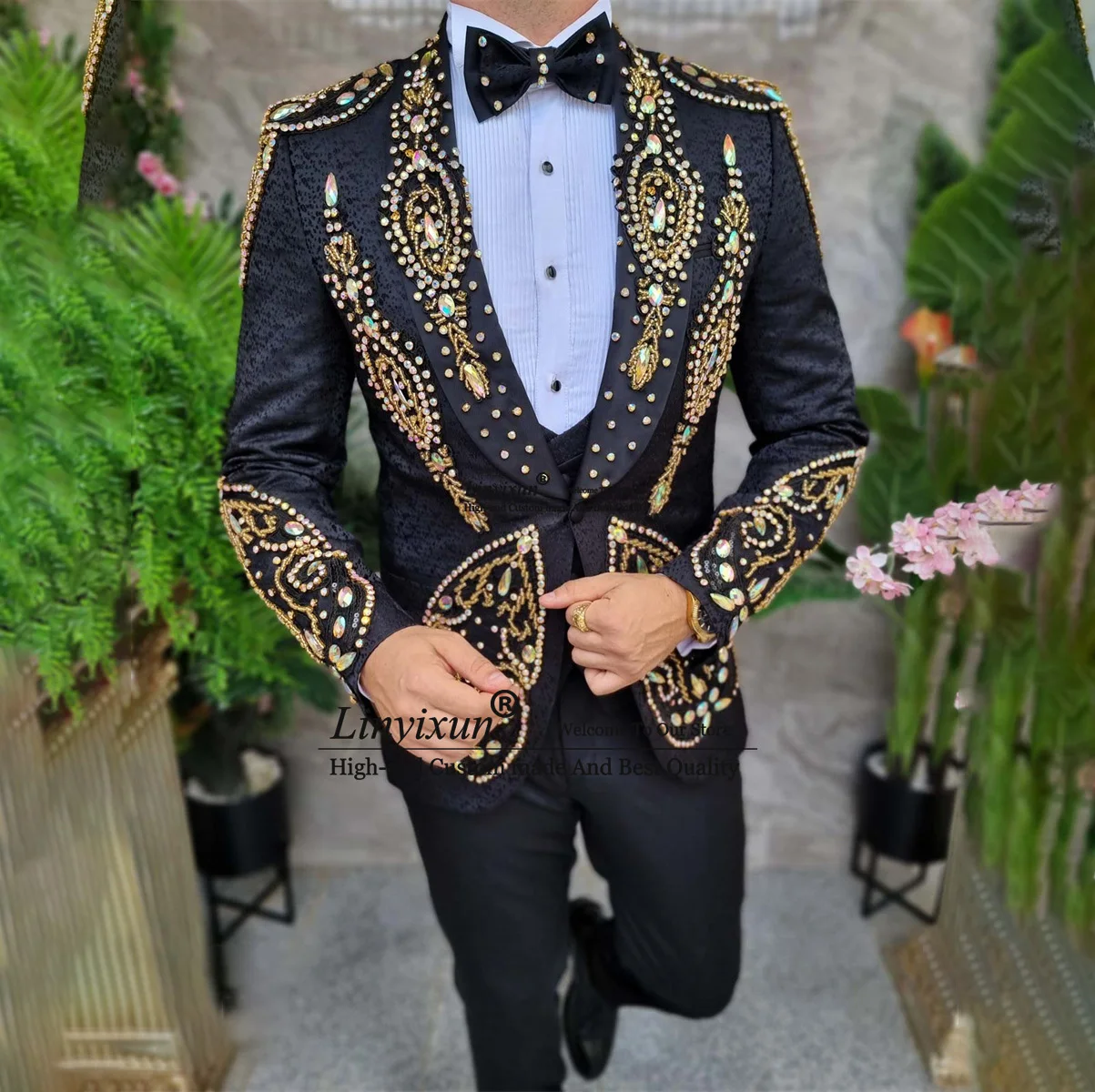 Men Luxury Embroidered Ornament Tuxedos Suits Velvet Wedding Groom Dinner Prom Blazers Party Costume
