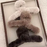 Autumn And Winter Plush Hair Clip: Shark Clip For Back Of Head Bun, High-End Furry Hair Accessories For Women - Image 3