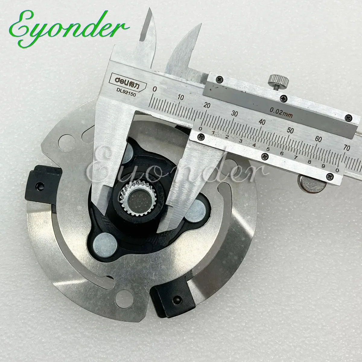 Compressor Magnetic Clutch Hub Damper Front Plate Sucker For SANDEN PXE16 for Volkswagen TOURAN NOVO FUSCA VENTO TIGUAN JETTA compressor magnetic clutch