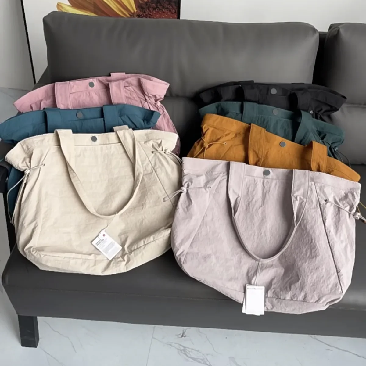 

Tote Bag for Women Large Travel Tote Bag 18L Side-Cinch Shopper Shoulder Lemon Bag for Gym School Work