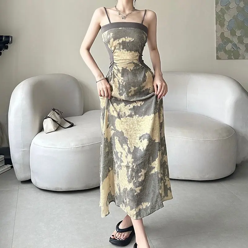 

French Retro Premium Chic Tie-Dyed Lightly Mature Strap Dress Elegant Backless Pleated