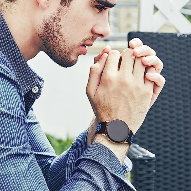 Silicone Sport Watch Band - Versatile and Stylish Bracelet