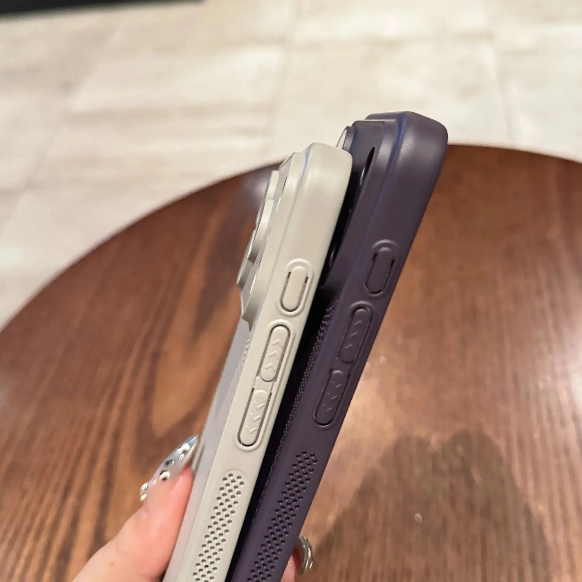 Enhanced Cooling Mesh Phone Case with Heat Dissipation, Breathable Hard Back Cover