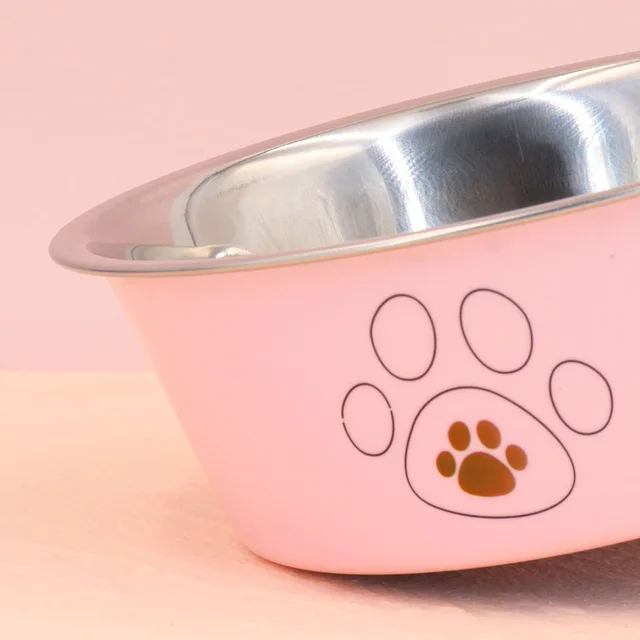 A pet stainless steel cat and dog bowl is non slip and easy to clean indoors 4
