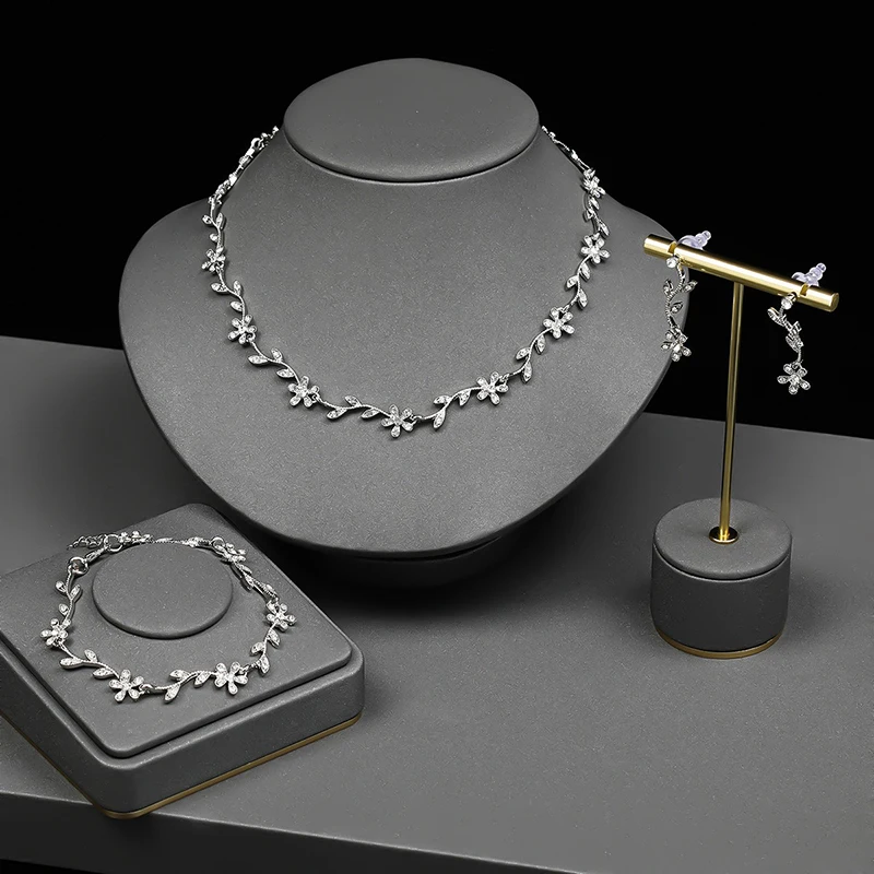 طقم أوراق الربيع الذهبي