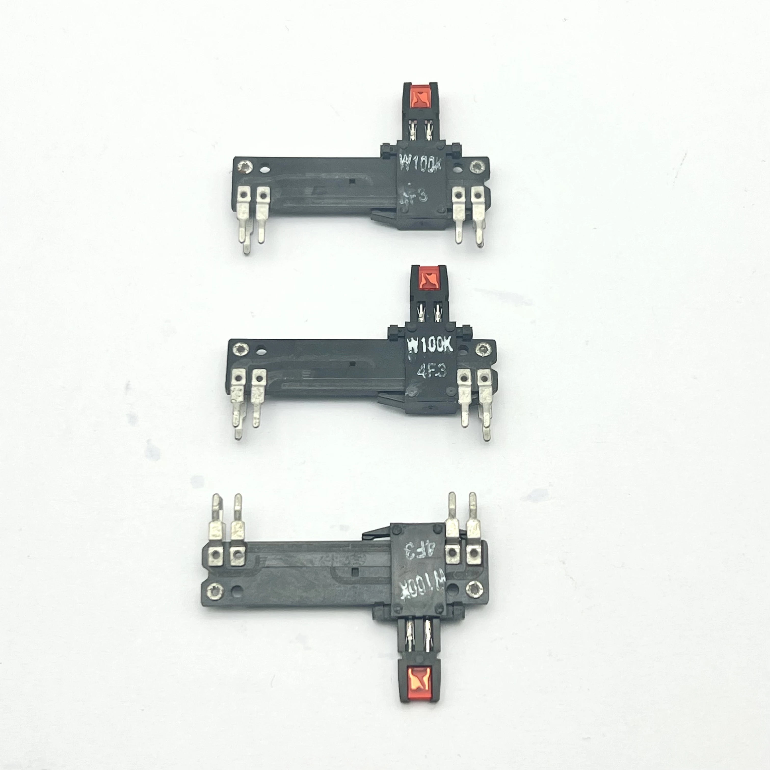 1 PCS 40mm straight slide slide potentiometer audio radio recorder recorder straight W100K with lamp with midpoint