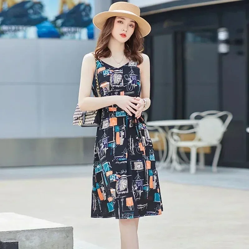 

Женское тонкое платье на бретелях, костюм из двух предметов, весна-лето 2024