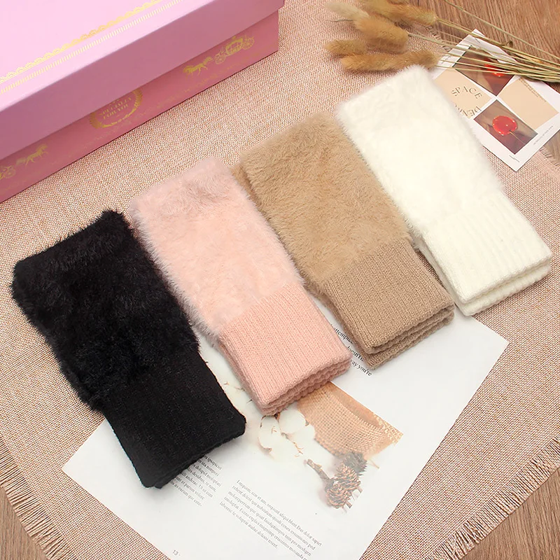 

Winter Fashion Faux Mink Fur Plush Fingerless Gloves Women Soft Warm Fluffy Half Finger Mittens Cute Knitted Work Gloves