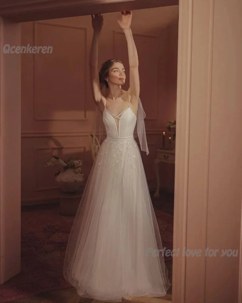 

Qcenkeren Wedding Dresses V-Neck Tulle Backless Women A-Line Boho Style Vestido de Noiva Spaghtti Strap Bridal Gowns 2024