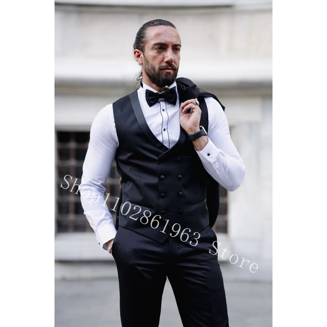 Рисунок 2 - Новейшие мужские костюмы