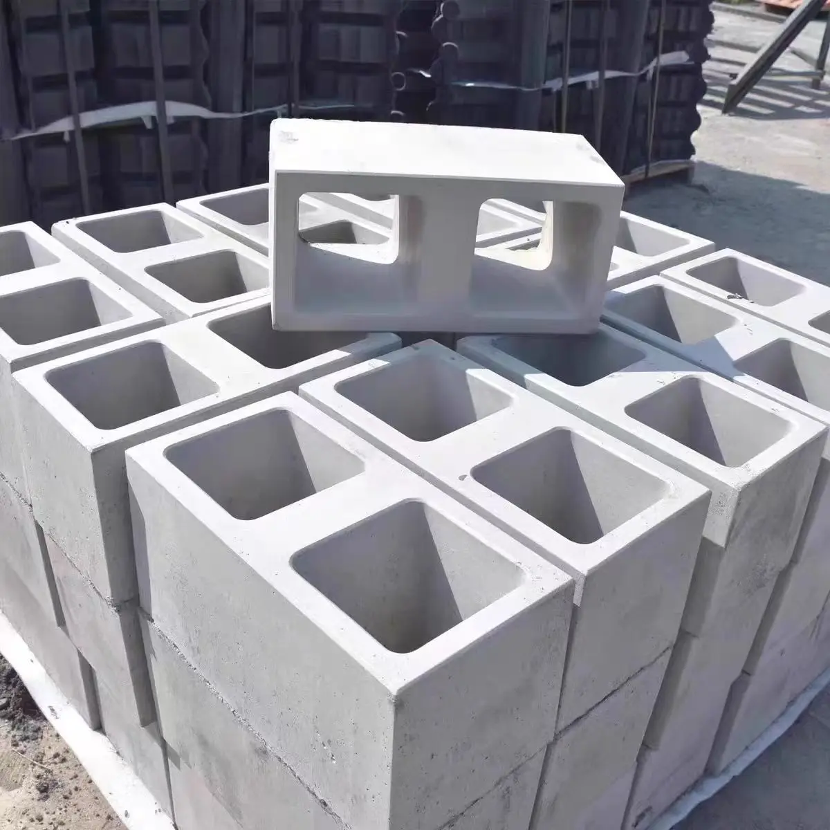Double Hole Hollow Brick Plastic Cement Mould 40x20x12cm Decorative Wall River Slope Protection Masonry Brick Prefabricated concrete molds