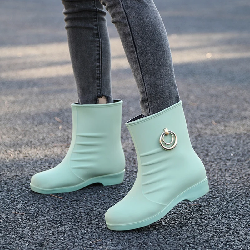 Fashion Women's Rain Boots Mid-Tube Plus Velvet Warm Trend All-Match Non-Slip Water Shoes Kitchen Work Rain Boots Water Boots