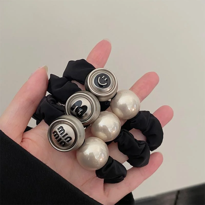 1PC　Chic Black Hair Scrunchie with "min min" Metal & Pearl Accents, Durable Elastic Hair Tie for Women, Trendy Hair Accessory
