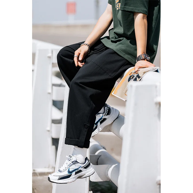 Casual pants with double feet in autumn and winter have a sense of design, tooling, straight long pants joggers men