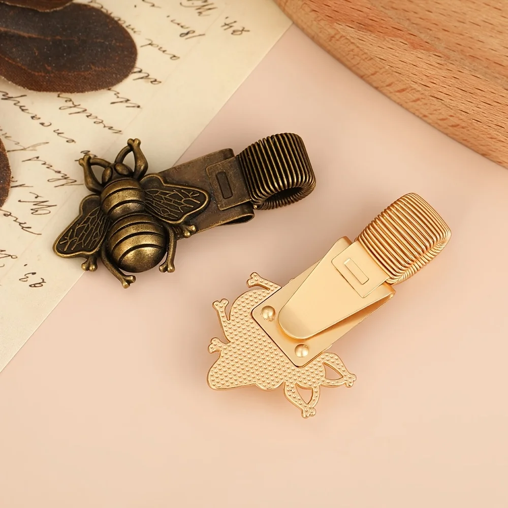 노트북, 저널, 학교, 사무용품용 스프링이 있는 1Pc 빈티지 꿀벌 및 매미 디자인 금속 펜 클립