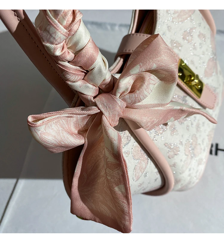 حقيبة حمل جلدية محمولة للنساء، تتميز بطباعة زهور ر...