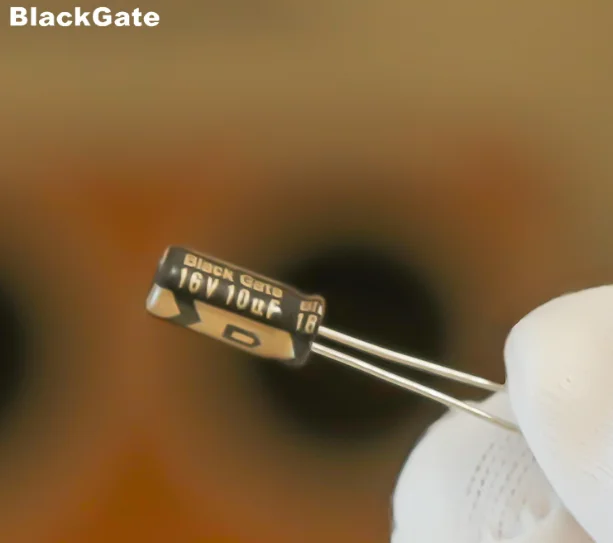 【希少】未使用 50V/470uF 4個　Black Gate ブラックゲート　BGFコンデンサー　 セール，新作 Black gate 50V 470uf コンデンサ