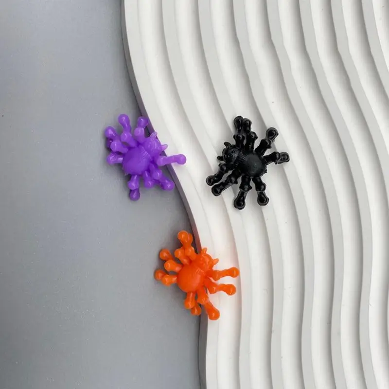12PCS Mini Sticky Spider Wall Climb Fake Spider Scare Prank Toys Kids Birthday Party Favor Halloween Carnival Party Supplies