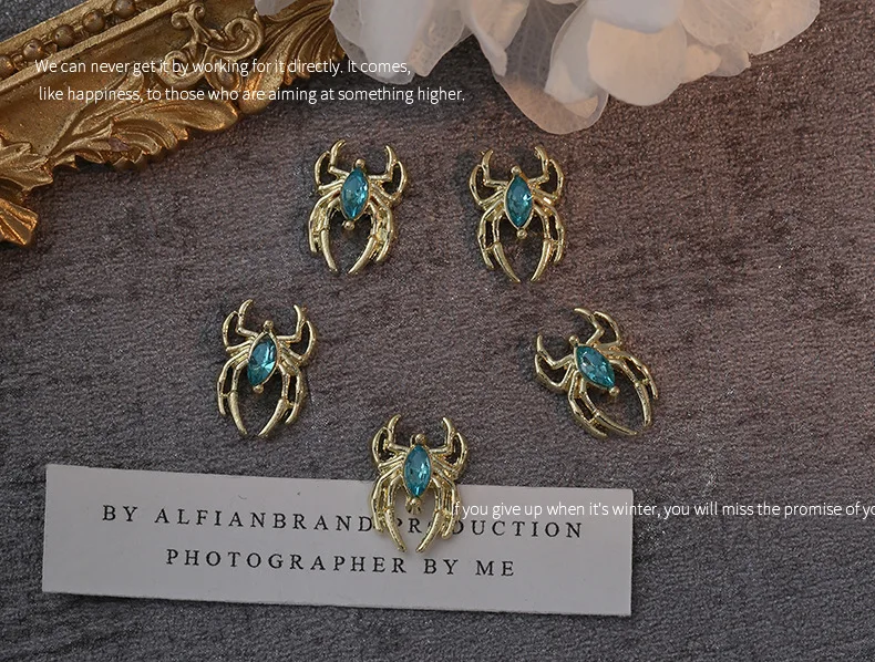 10 piezas de aleación de lujo 3D araña uñas arte encantos gótico punk oro/plata araña uñas joyería pieza para Halloween DIY manicura suministros