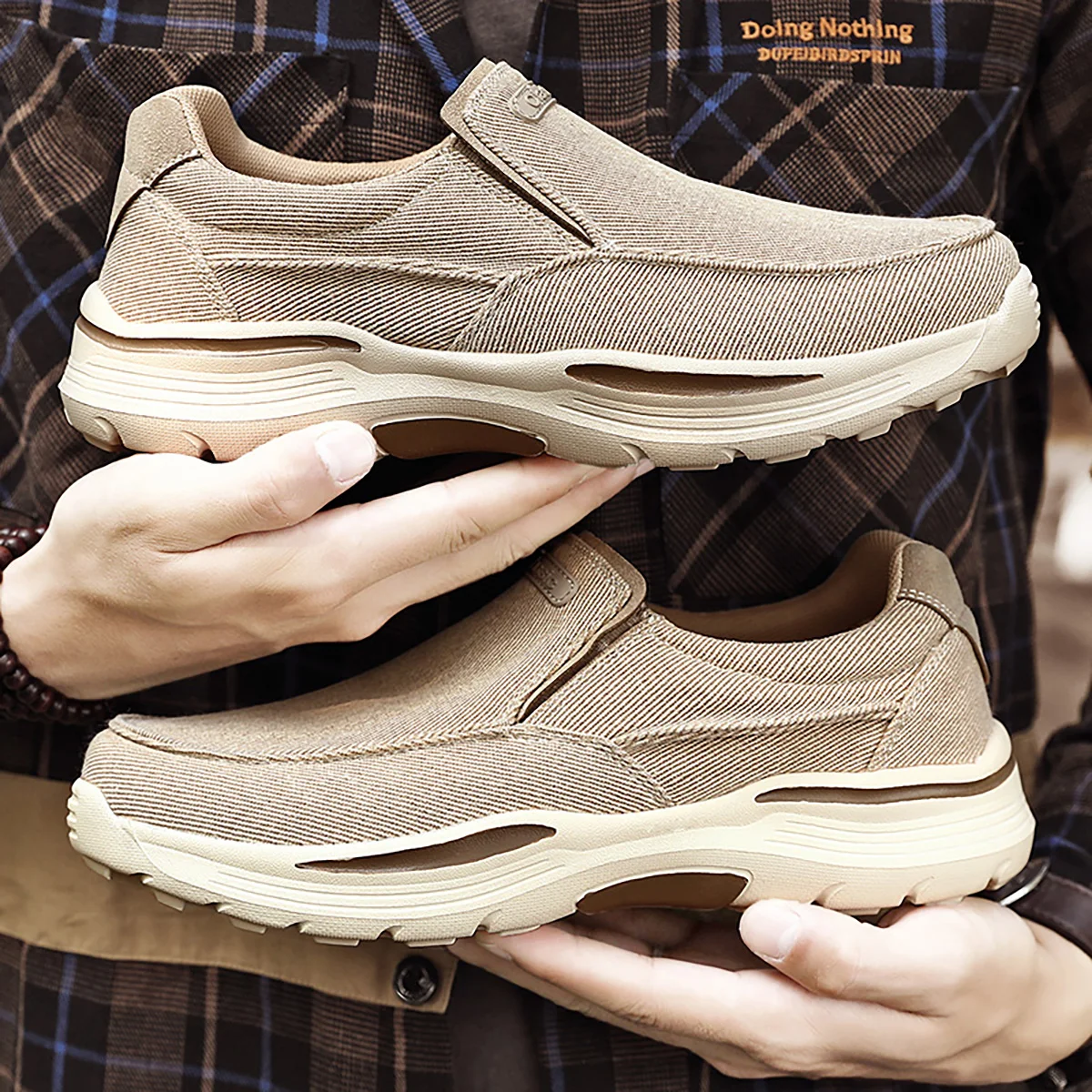 Men's Casual Shoes Canvas Breathable Loafers Men 2024 New Male Comfortable Outdoor Walking Shoes Classic Loafers Men Sneakers 4
