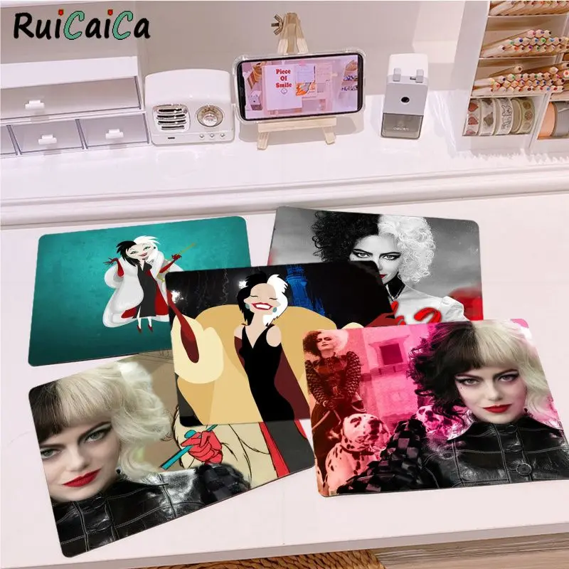 

Disney Modern Movie Bad Girl Cruella Mousepad Small Cartoon Anime Gaming Mouse Pad Keyboard Smooth Company for PC Gamer Mousemat
