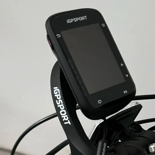 Ordinateur de vélo GPS iGPSPORT BSC200S avec navigation d'itinéraire, écran couleur, compteur de vitesse sans fil, odomètre de cyclisme, Bluetooth et ANT+