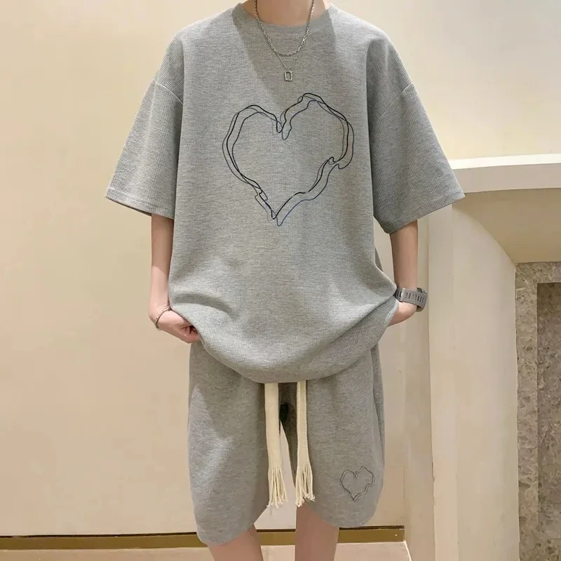 thumbnail image 1 of Conjunto de moda coreana con estampado de gofres para hombre, camiseta de manga corta y pantalones cortos, trajes para hombre, ropa deportiva, chándal UNISEX, conjunto de 2 piezas, conjuntos estampado, 1 of 4