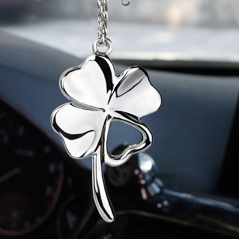 Chrome Four Leaf Clover Double Sides Finito Metal Car Emblem Howllow Out Love Heart Badge Specchietto Retrovisore Decorazione Pendente