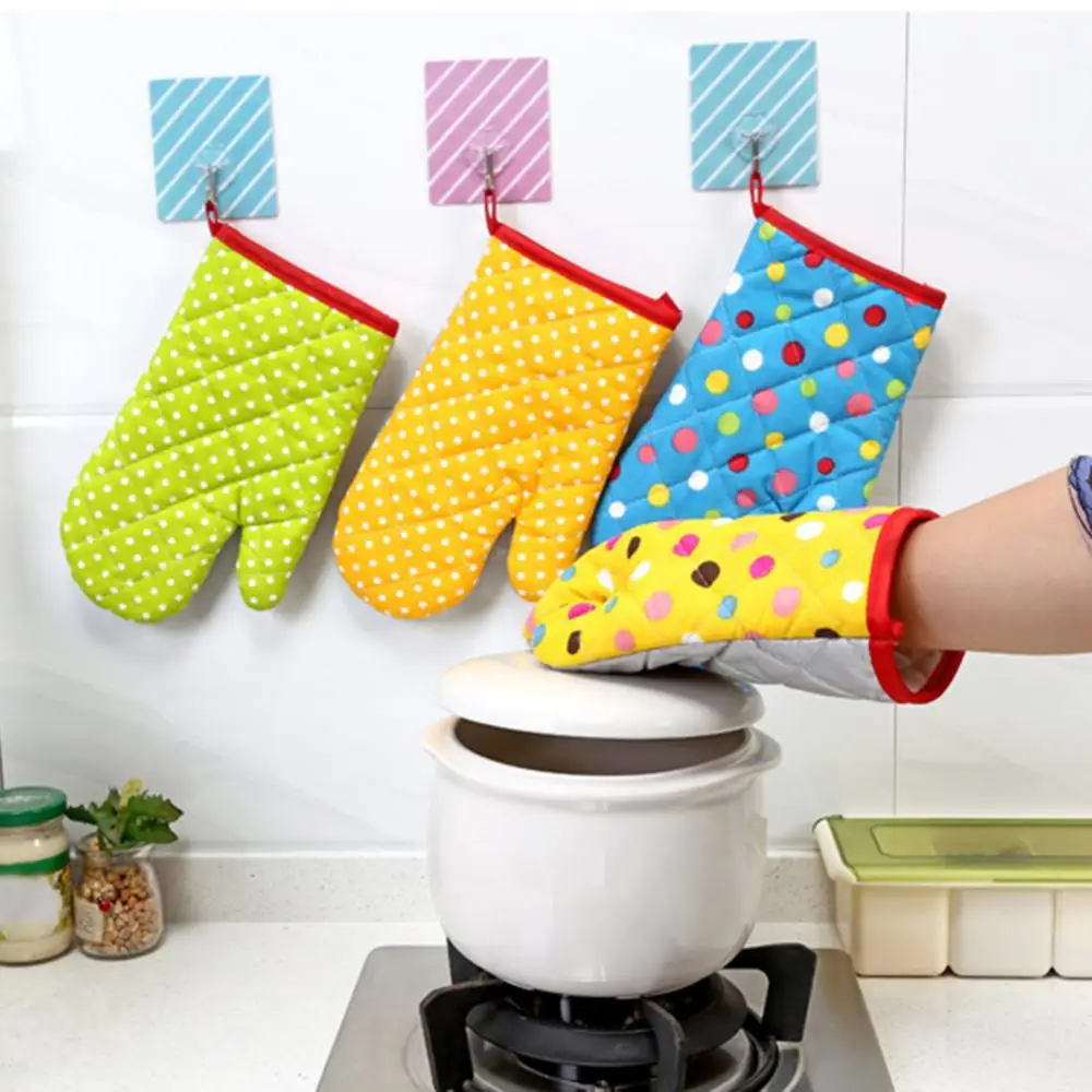 1Pc Mitten Microwave Oven Glove Cotton Insulated Baking Heat Resistant Gloves Oven Mitts Terylene Non-slip Cute Kitchen Tool