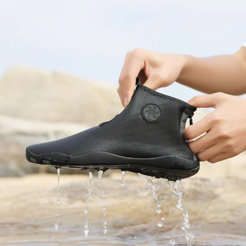Men and Women Barefoot Water Shoes Beach Water Socks Lightweight Quick Drying Water Shoes Outdoor Sports Hiking Swimming Surfing