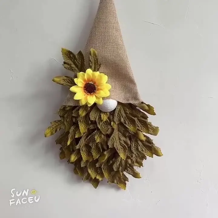 Autumn Thanksgiving Faceless Doll Decoration Wall Hanging Fabric Autumn Maple Leaf Hanging Decoration