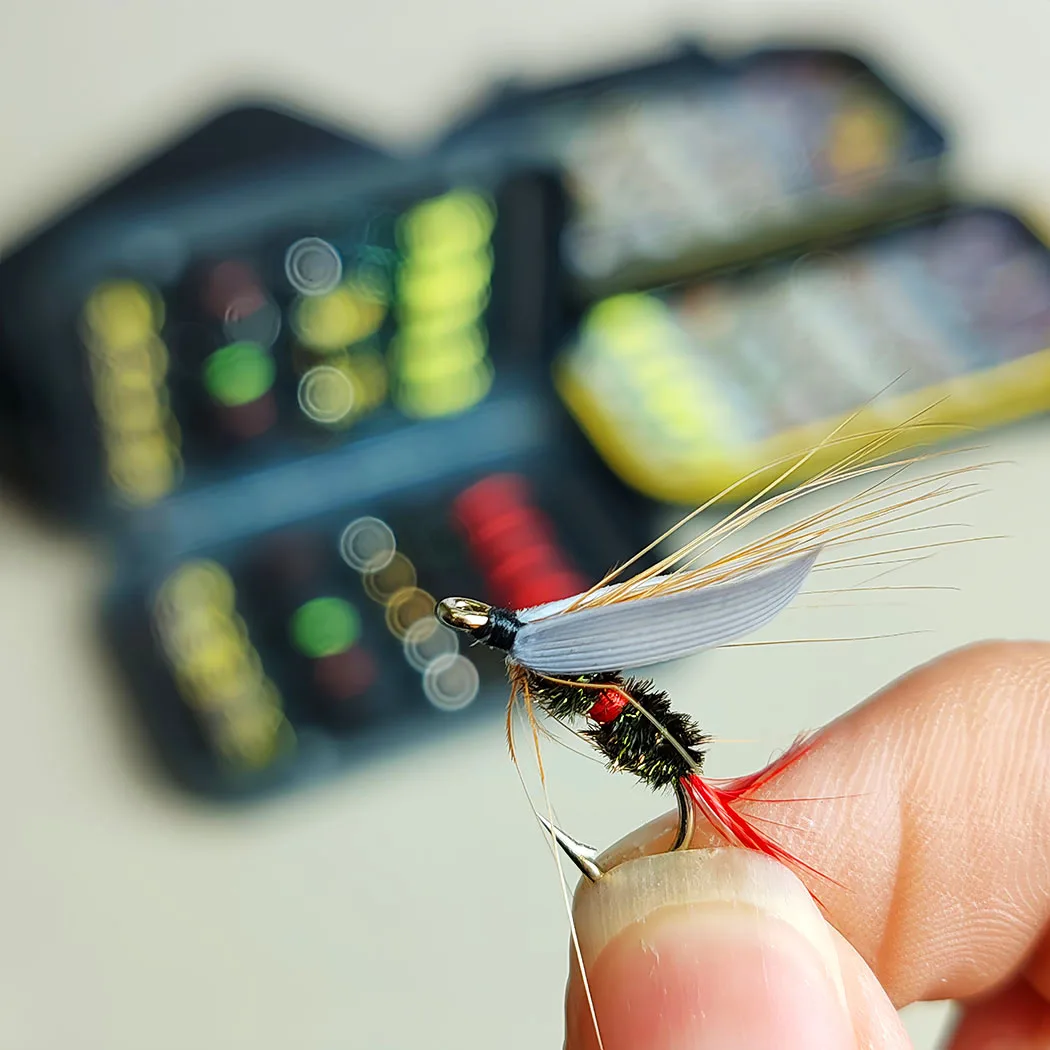 Fliegenfischen-Fliegen-Set, 24–100 Stück, Fliegenfischen-Sortiment, Trocken-/Nassfliegen, Nymphen-Fliegen, für Barsch, Forelle, Lachs, Angelköder – Detail 8