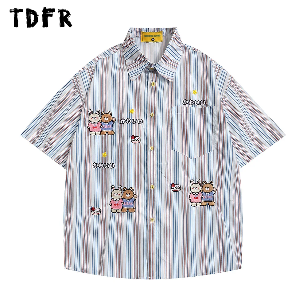 

Little Bear Embroidery Short Sleeve Striped Shirts Mens Retro Streetwear Summer Loose Lapel Single Breasted Pocket Shirts Men