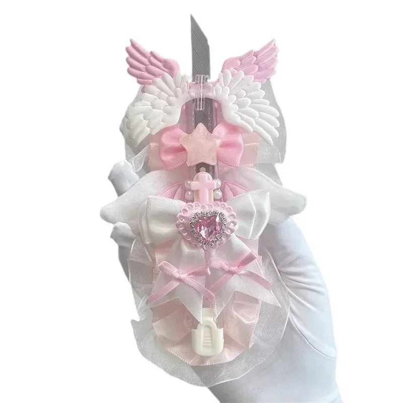 Utility Knife for Student Pink White Color Sweet Fashion Wings Bow Box Cutter Scrapbook Journal Paper Cutter Student Supplies box cutter utility knife paper cutting knife cutting knife paper cutter art knife box opener