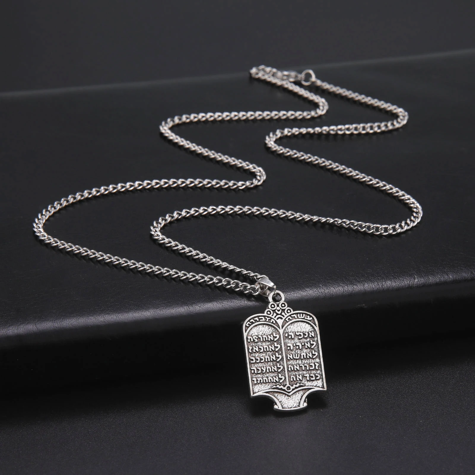 Fishhook יהודית תורה 10 הדיברות קמע שרשרת טבעי שרשרת יהדות מכתב ספר מתנה לגבר אישה תכשיטים