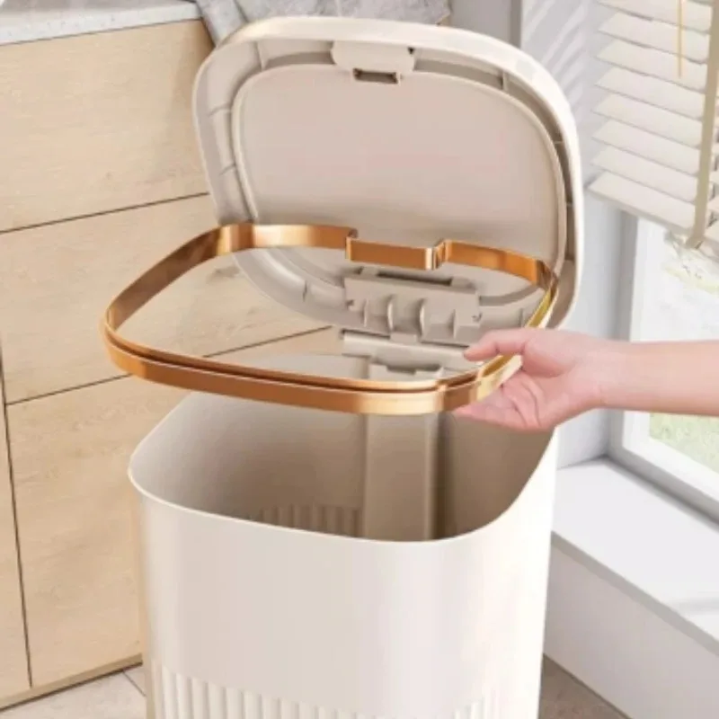 Elegant Lidded Foot-Pedal Trash Bin
